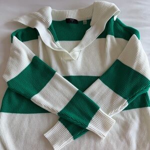 Tahari Green and White Knit Sweater